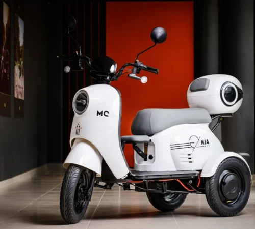 Moto Chefe Mia Tri